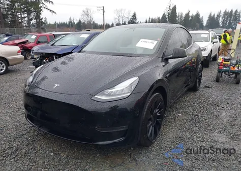 2022 Tesla Model Y Long Range Dual Motor All-Wheel Drive из США, поврежденный, VIN 7SAYGDEE6NF340050